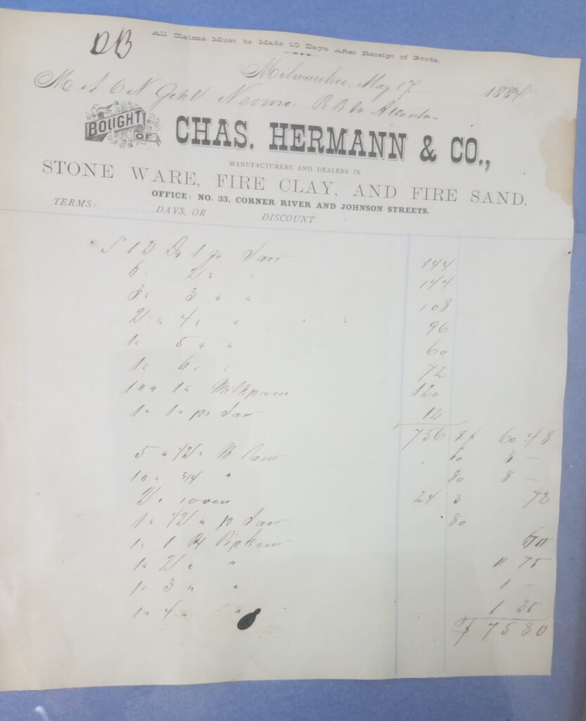 Receipt showing jars, milk pans, and pipkins.  Interestingly, we are aware of no surviving Hermann milk pans or pipkins.  Note also that Hermann was selling "fire clay" and "fire sand" commonly used by foundries and other manufacturers.