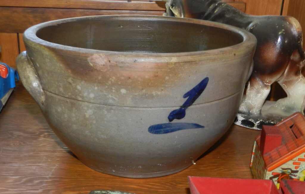 One-gallon bowl attributed to Bachelder